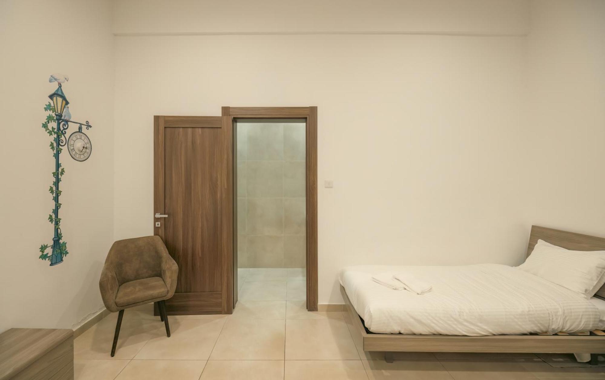 Sliema Central O'Clock B&B Malta Exterior foto